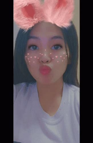 Freshpinays GIF .